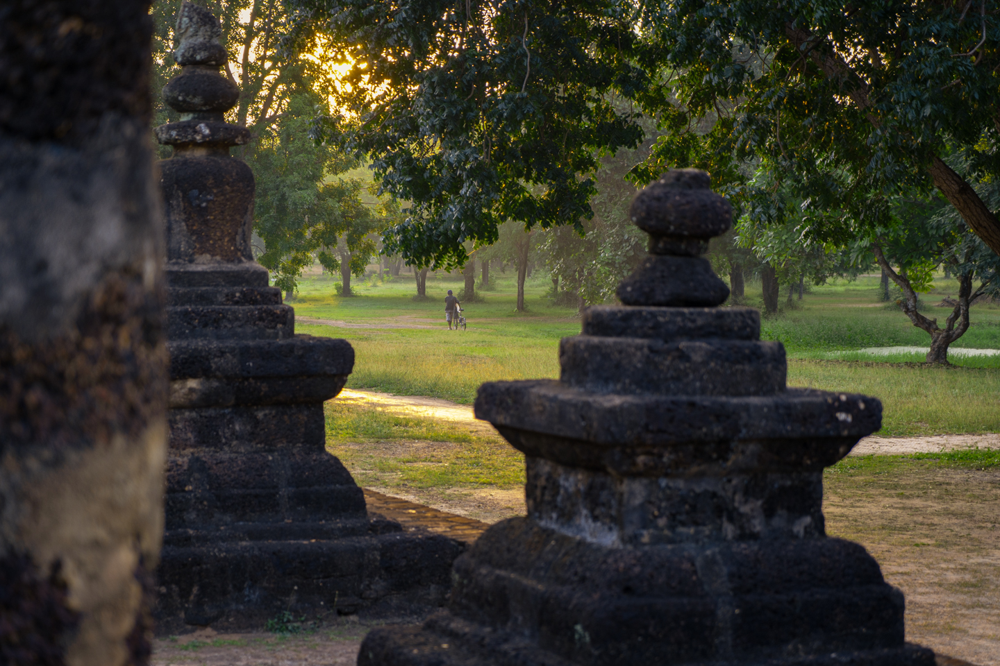 sukhothai – balade à la lueur du jour